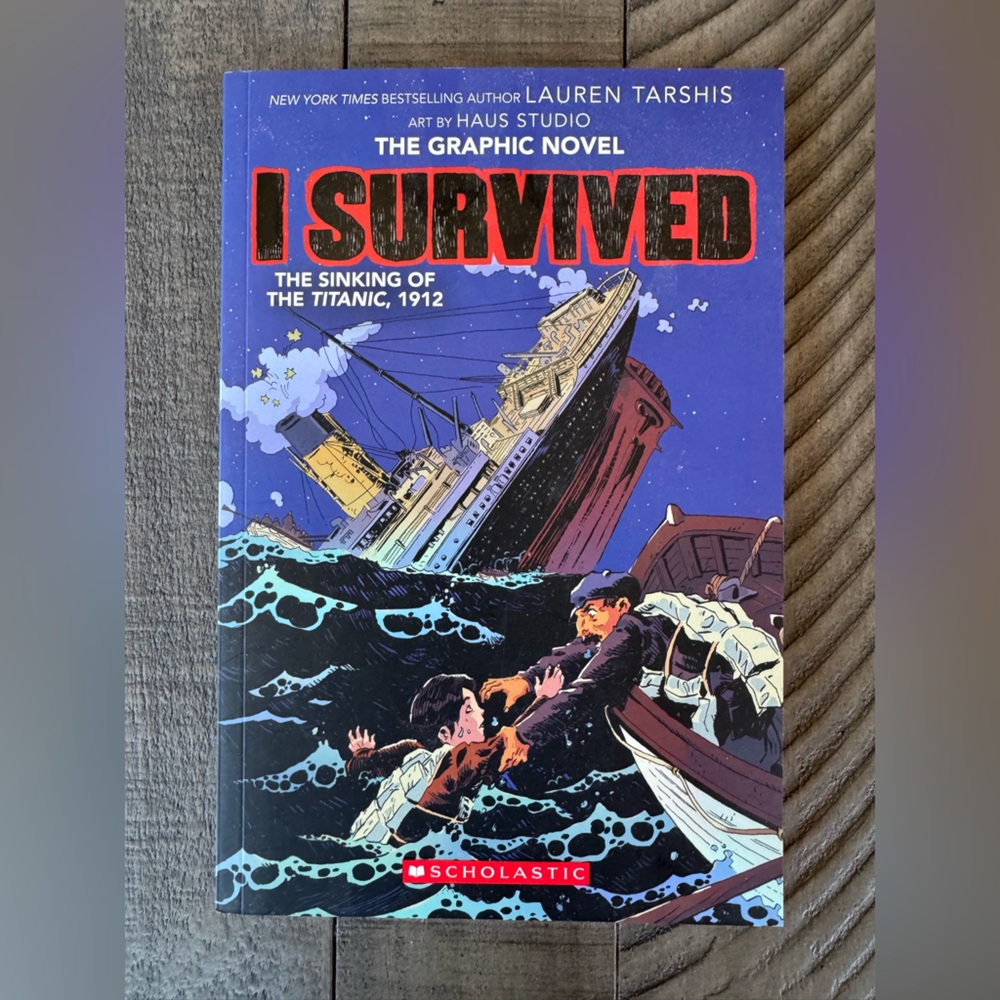 I Survived - The Sinking Of The Titanic 1912 Graphic Novel (NEW)